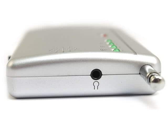 Detektor für Überwachungsgeräte (Funkwellen) Detektor für Überwachungsgeräte (Funkwellen)